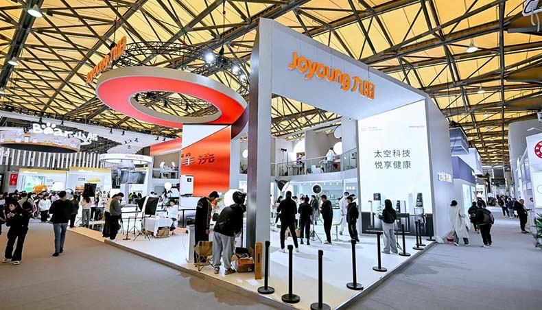 中國小家電「健康派」代表登場AWE 九陽革新廚房健康新體驗